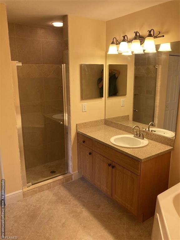 SAN CARLOS PARK - Residential