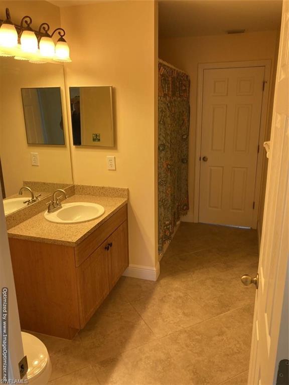 SAN CARLOS PARK - Residential