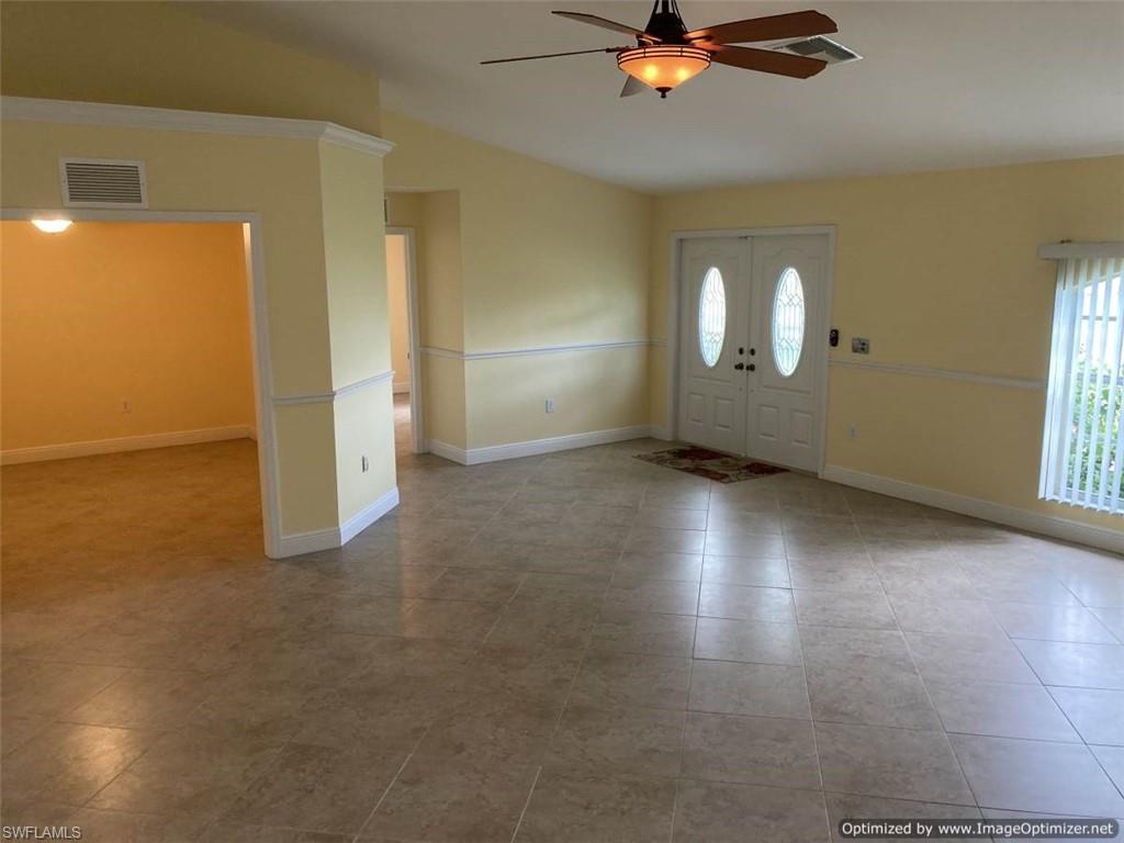 SAN CARLOS PARK - Residential