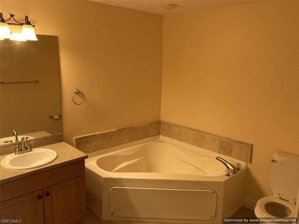 SAN CARLOS PARK - Residential