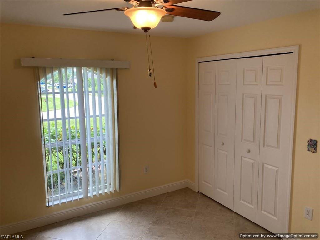 SAN CARLOS PARK - Residential