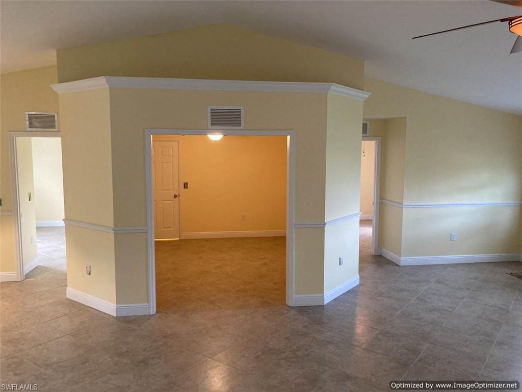 SAN CARLOS PARK - Residential