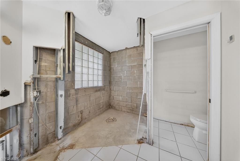 SILVER OAKS - Residential