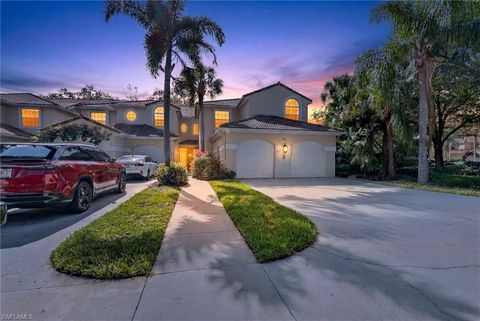 74 Silver Oaks CIR 9-103 NAPLES FL 34119