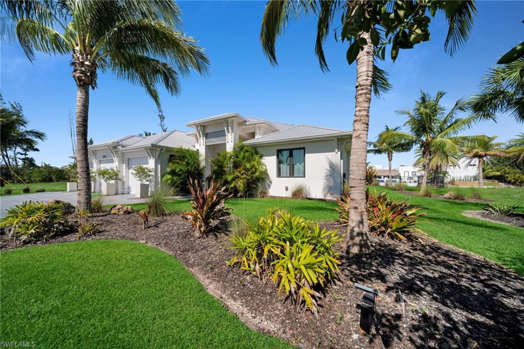 2405 SW 11th AVE