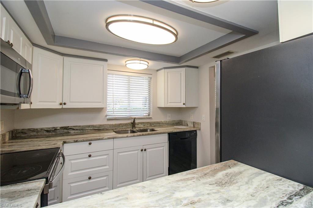 GOLF VIEW MANOR CONDO - Residential