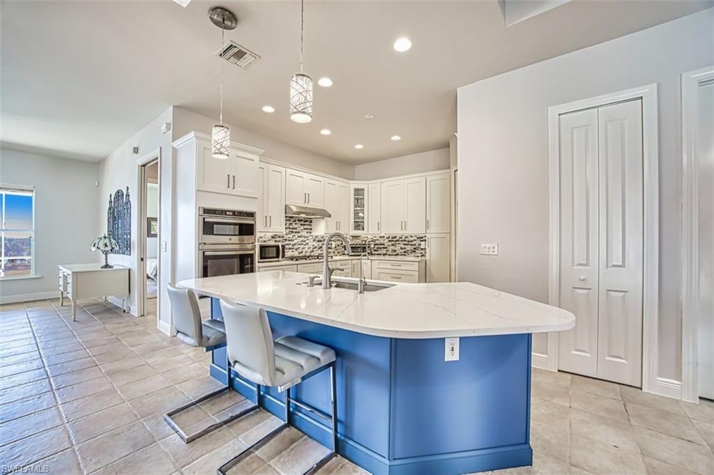 BELLE MEADE - Residential