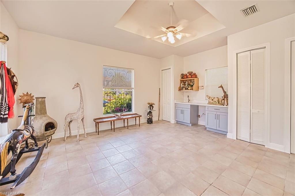 BELLE MEADE - Residential