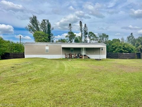 A home in CLEWISTON