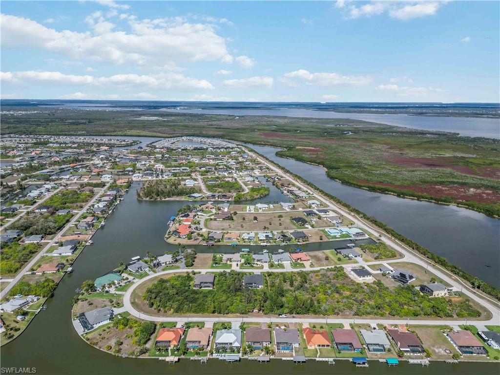 PORT CHARLOTTE - Land