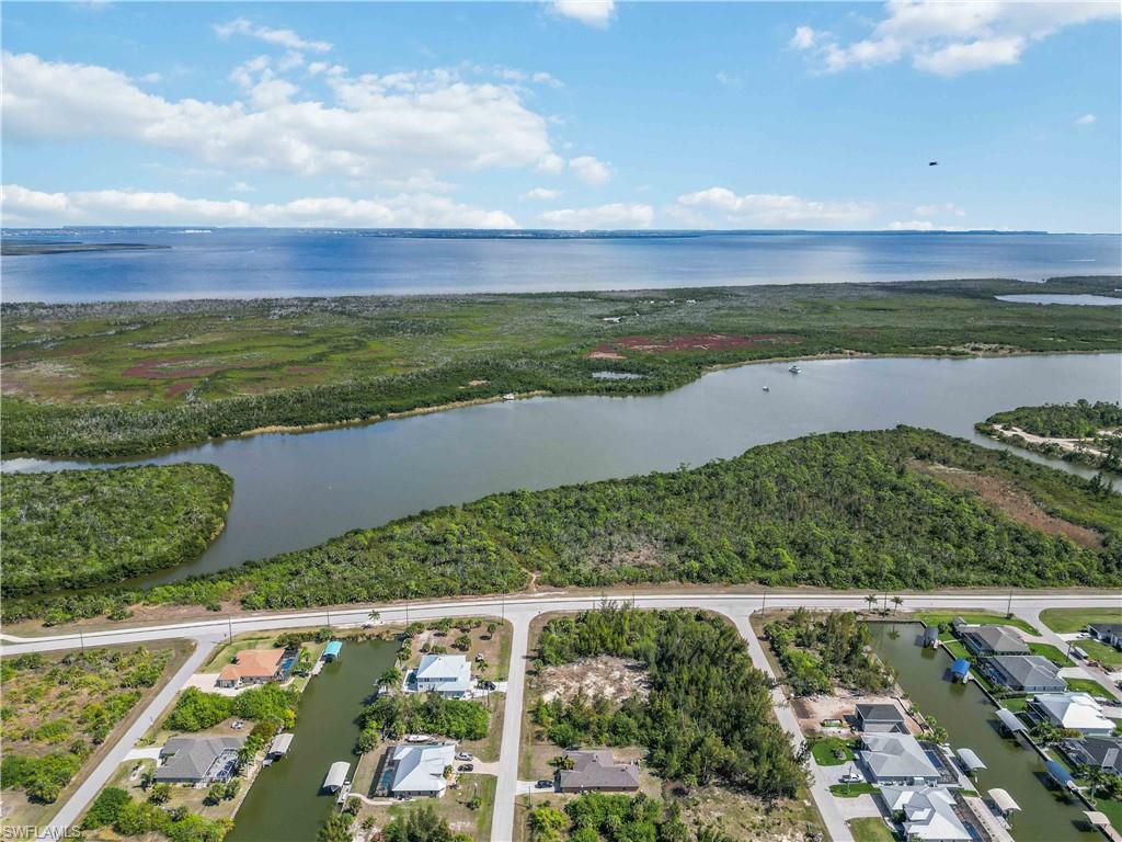 PORT CHARLOTTE - Land