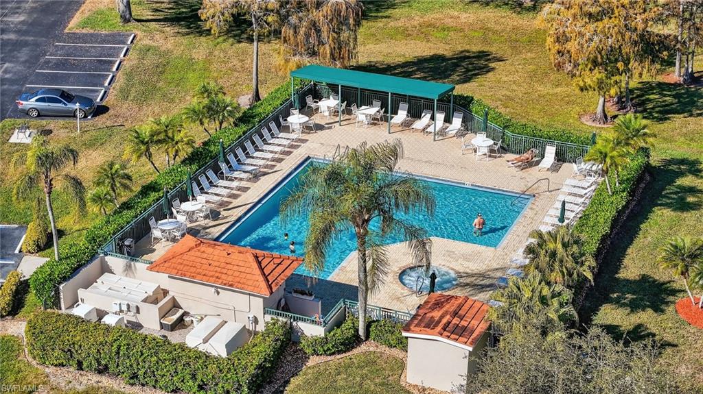 CHATHAM SQUARE - Residential