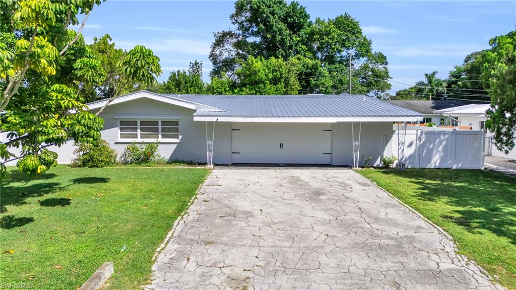 Fort Myers Villas - Residential