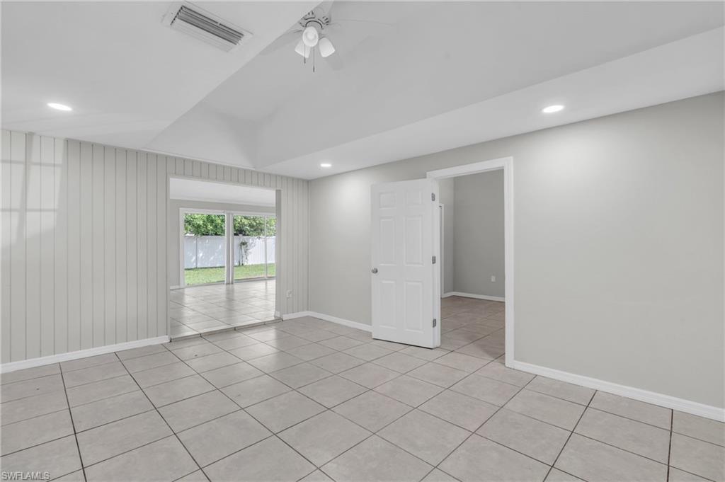 Fort Myers Villas - Residential