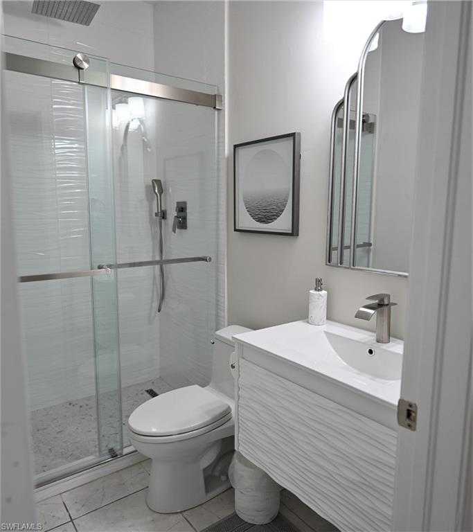 BAREFOOT BEACH - Residential Lease