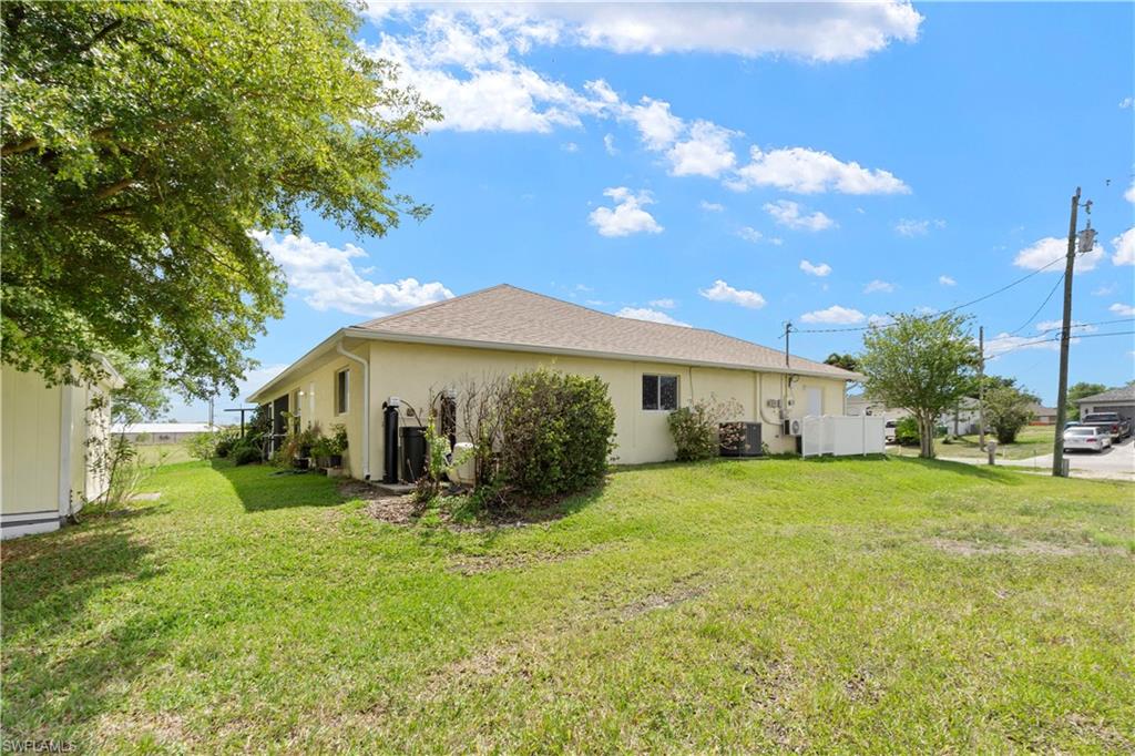 CAPE CORAL - Residential