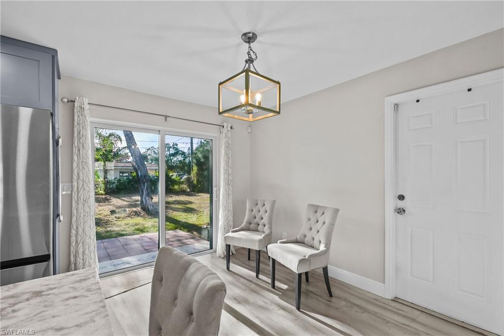 SAN CARLOS PARK - Residential