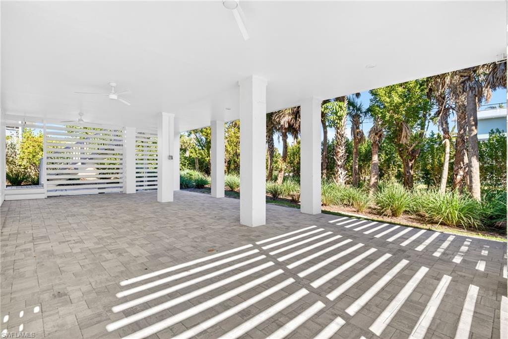 SEAGRAPE - Residential