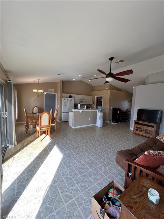 GATOR CIRCLE - Residential