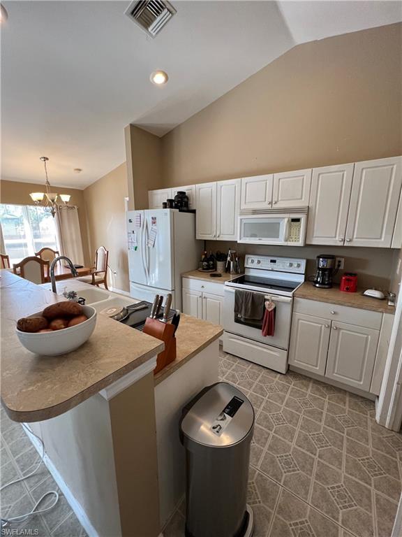 GATOR CIRCLE - Residential