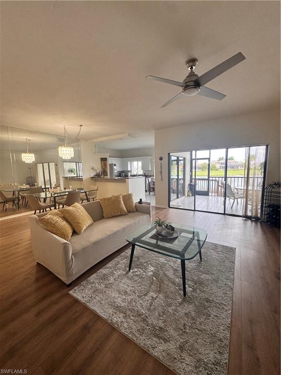 HERON COACH HOUSES CONDO - Residential