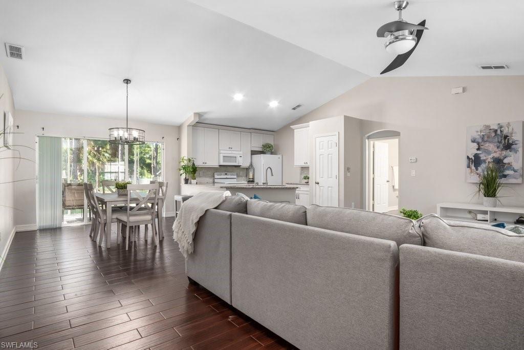 GOLDEN GATE ESTATES - Residential