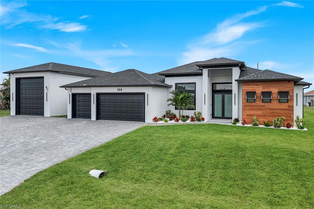 CAPE CORAL - Residential