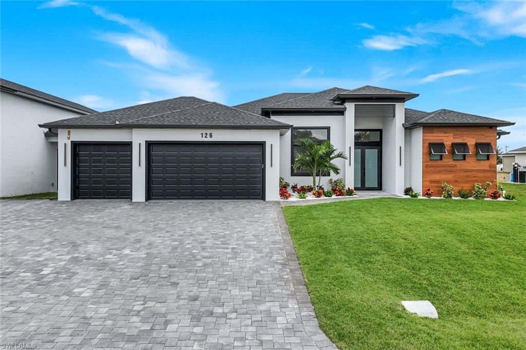 CAPE CORAL - Residential