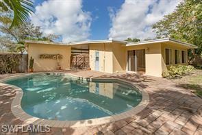 LAKE FOREST - Residential