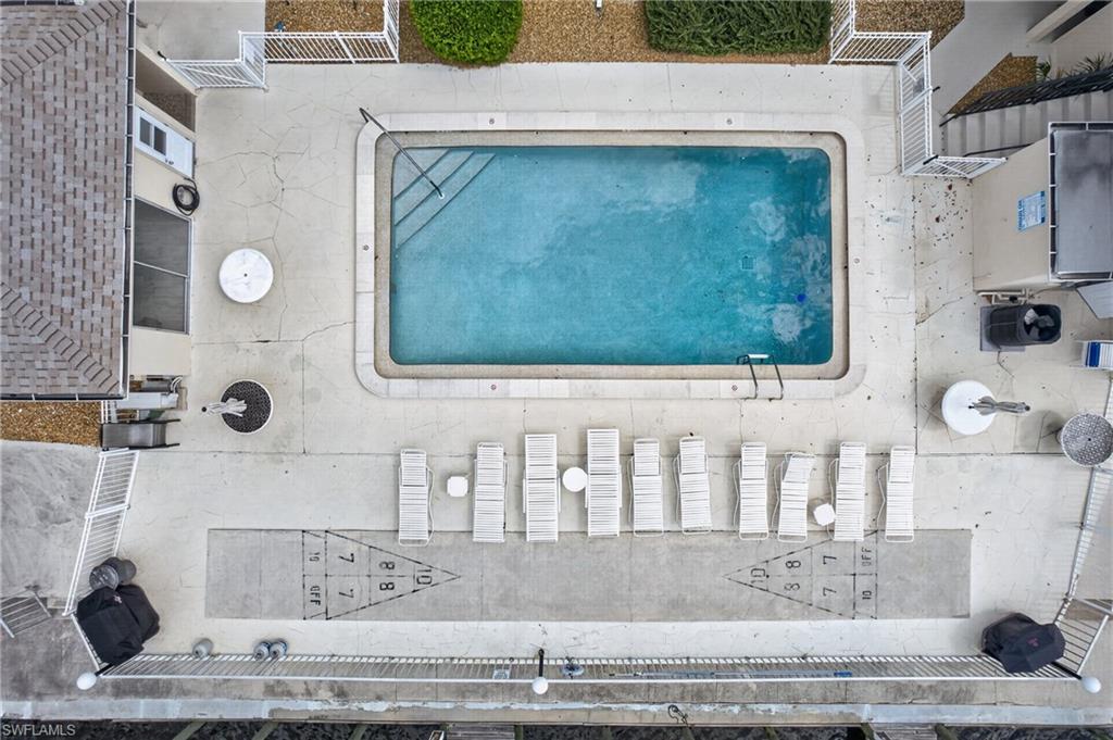 CORAL CAY CONDO - Residential