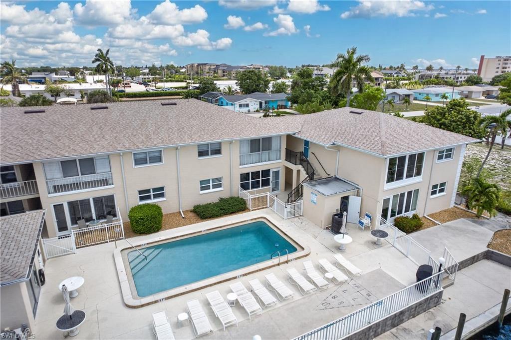 CORAL CAY CONDO - Residential