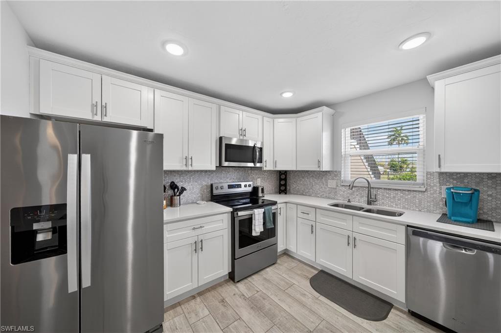 CORAL CAY CONDO - Residential
