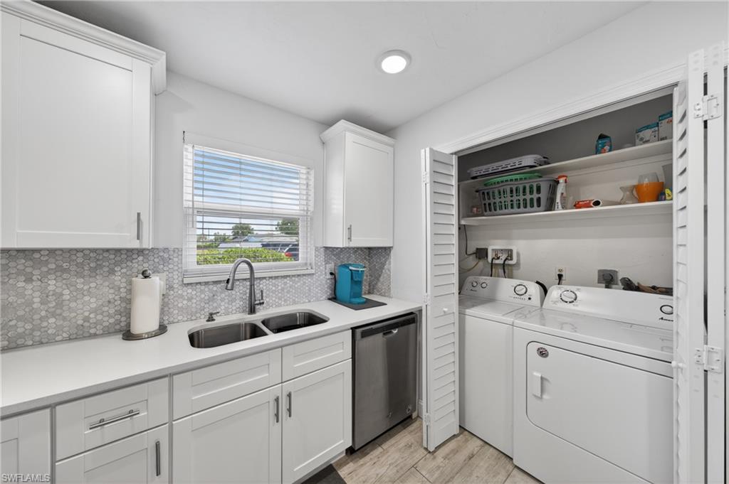 CORAL CAY CONDO - Residential