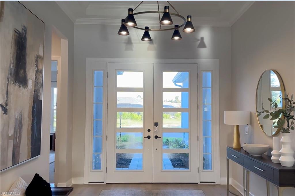 ESPLANADE LAKE CLUB - Residential