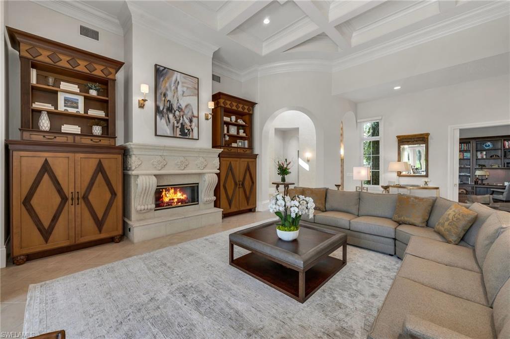 ISLA VISTA - Residential