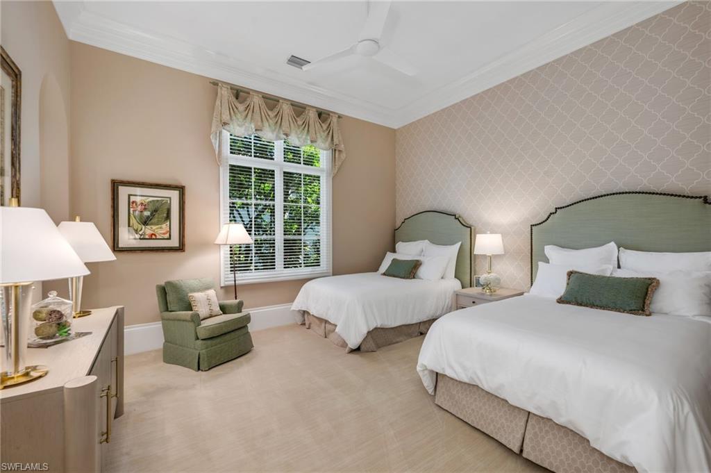 ISLA VISTA - Residential