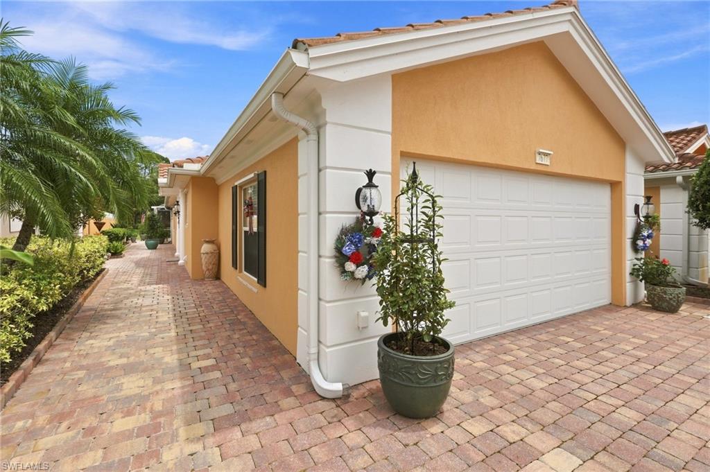 7677 Rozzini LN
