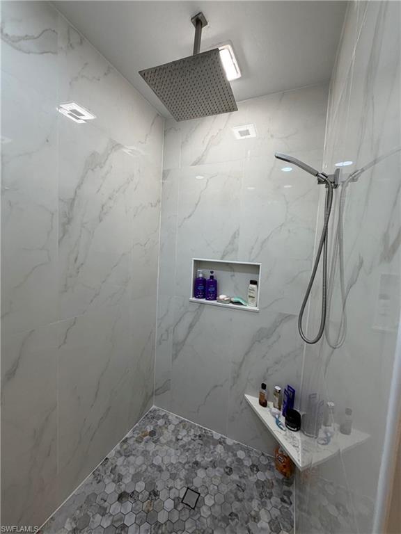 ALDEN PINES FIRST ADD - Residential