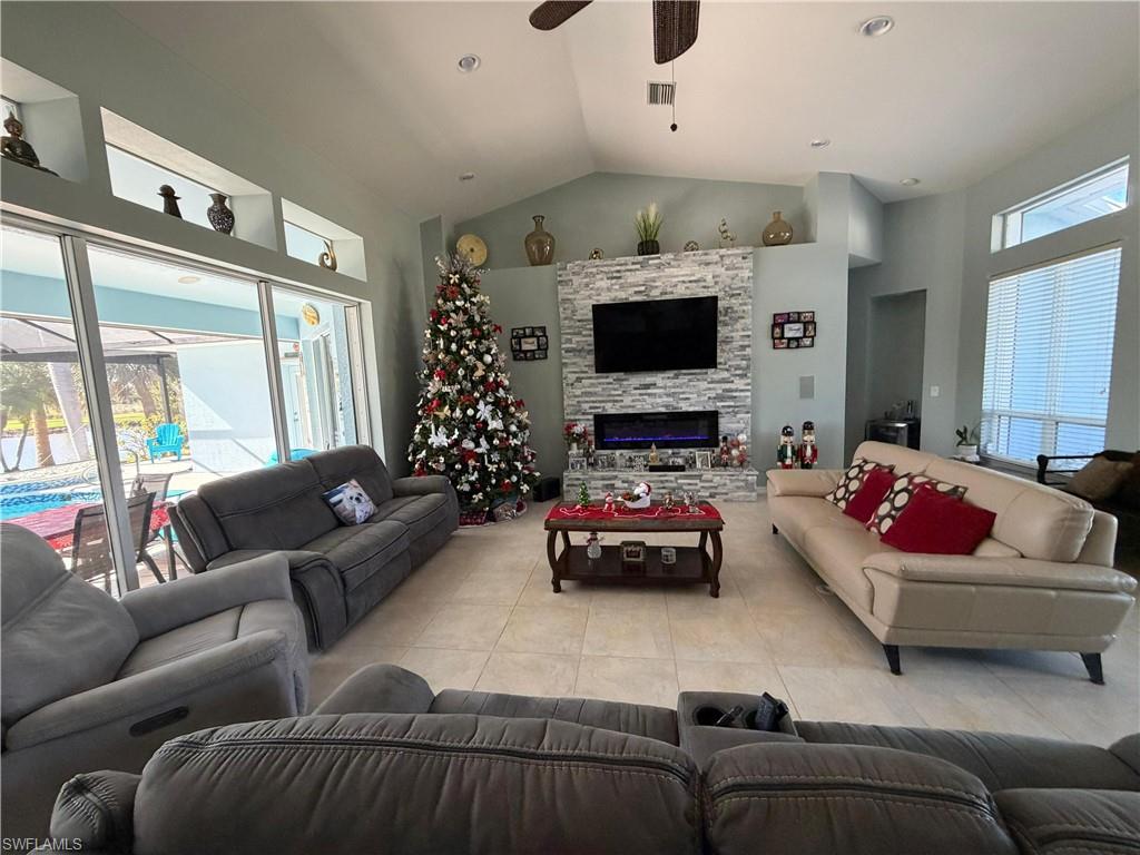 ALDEN PINES FIRST ADD - Residential