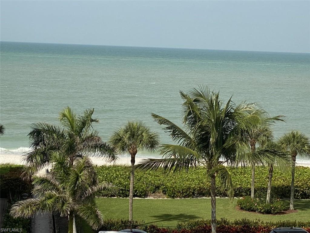 BEACHCOMBER CONDO - Residential