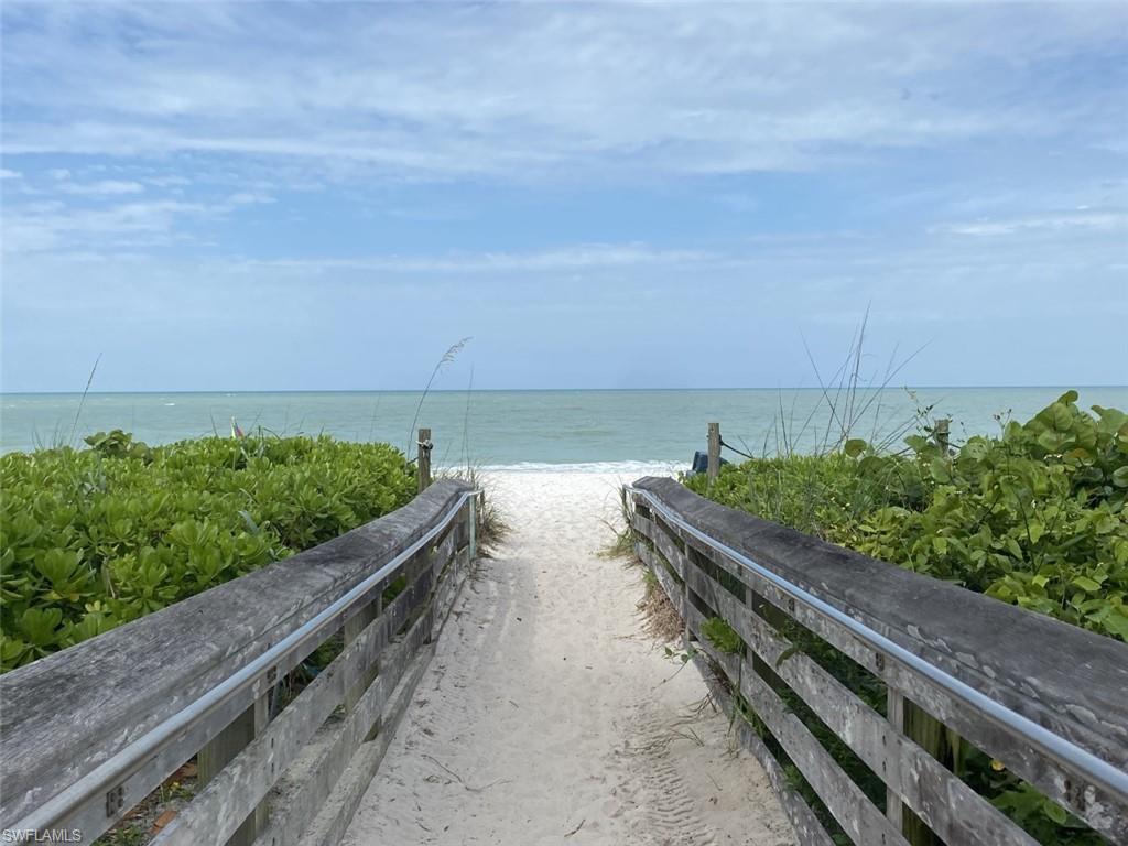 BEACHCOMBER CONDO - Residential