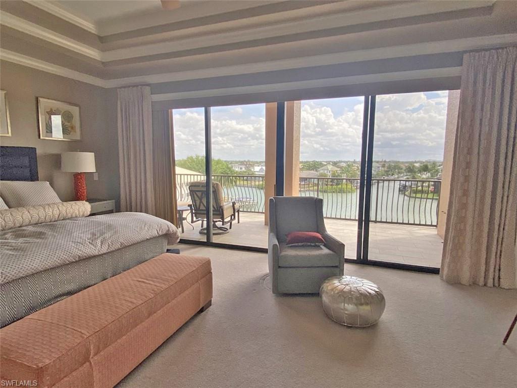 BEACHCOMBER CONDO - Residential