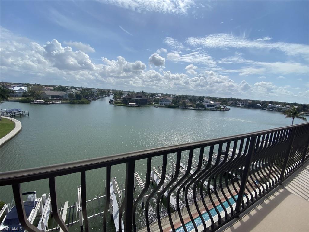 BEACHCOMBER CONDO - Residential