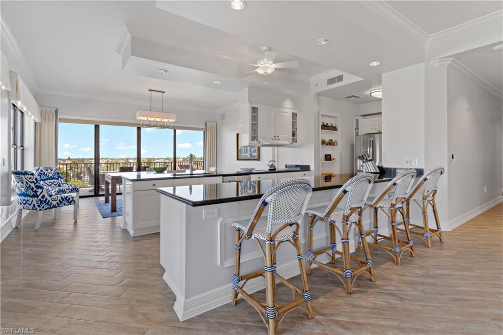 BEACHCOMBER CONDO - Residential