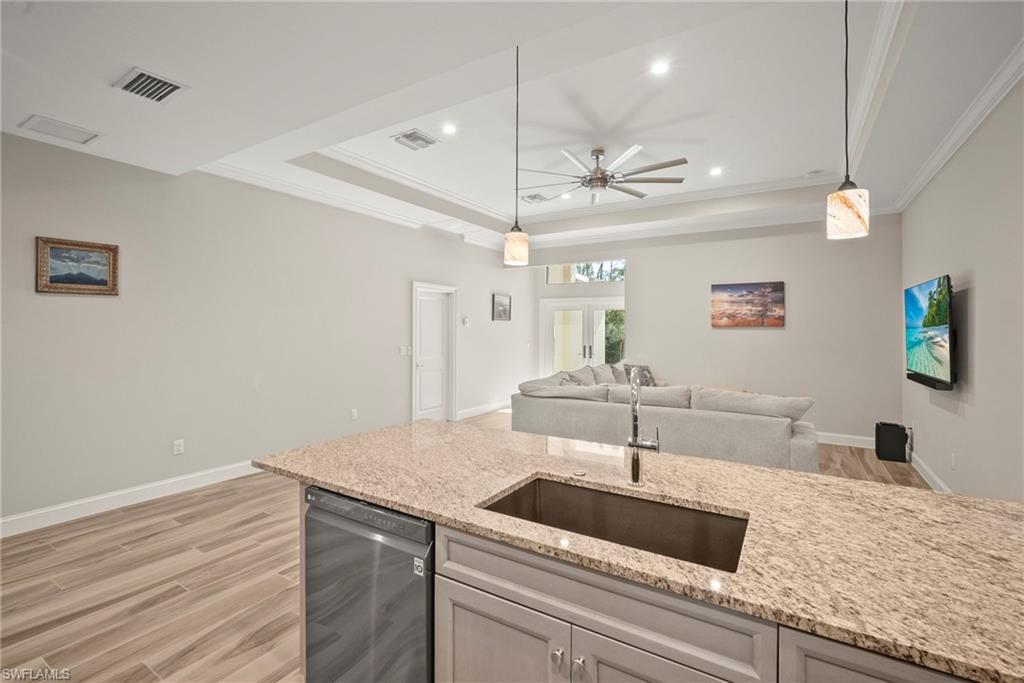 SAN CARLOS ESTATES - Residential