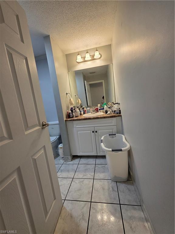 WINDSOR WEST - Residential