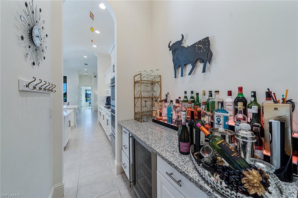 QUAIL WEST - Residential