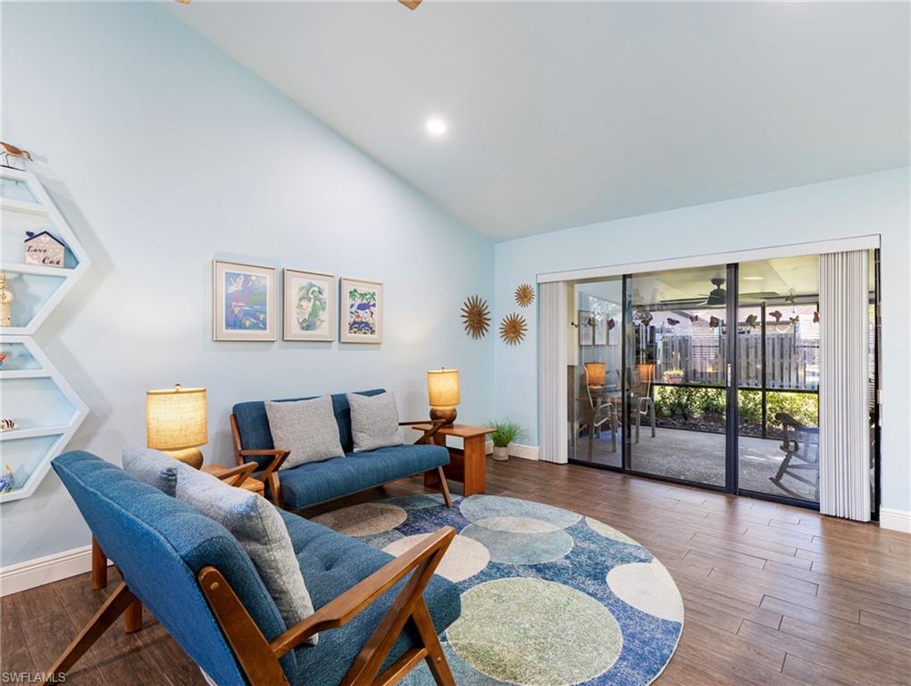 COMPASS POINTE - Residential