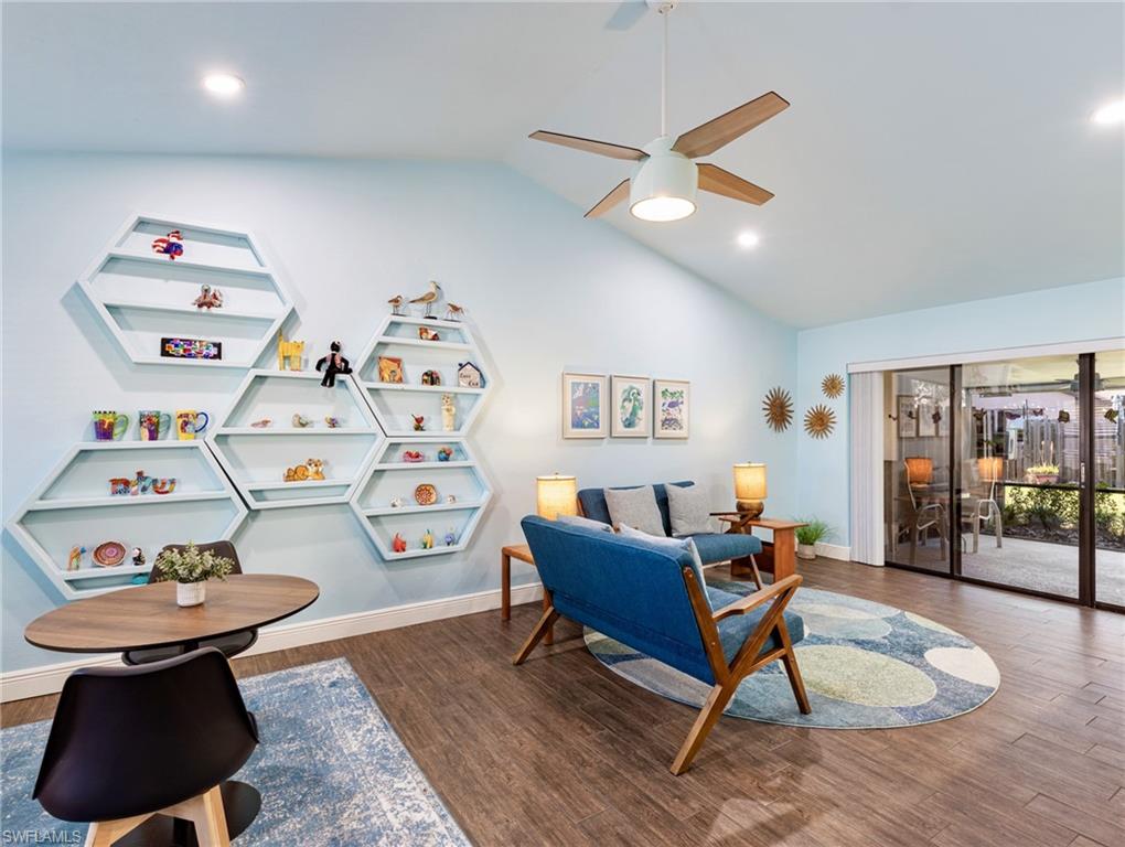 COMPASS POINTE - Residential