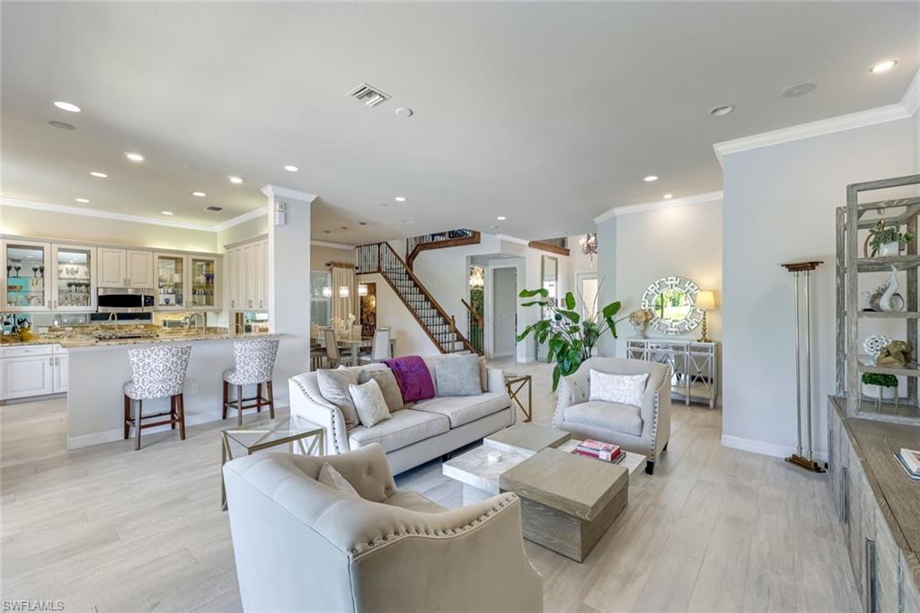 MARBELLA LAKES - Residential